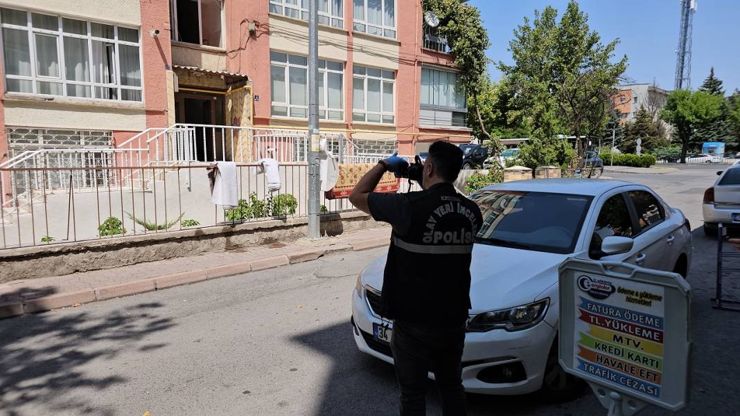 Konya'dan Kayseri'ye gitti, eski eşini bıçakladı! 4